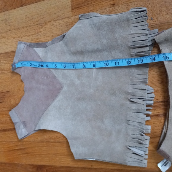 Girls Tan and Brown, Weathered Look, Leather with Fringe, VintageCowGirl Costume - Picture 9 of 16